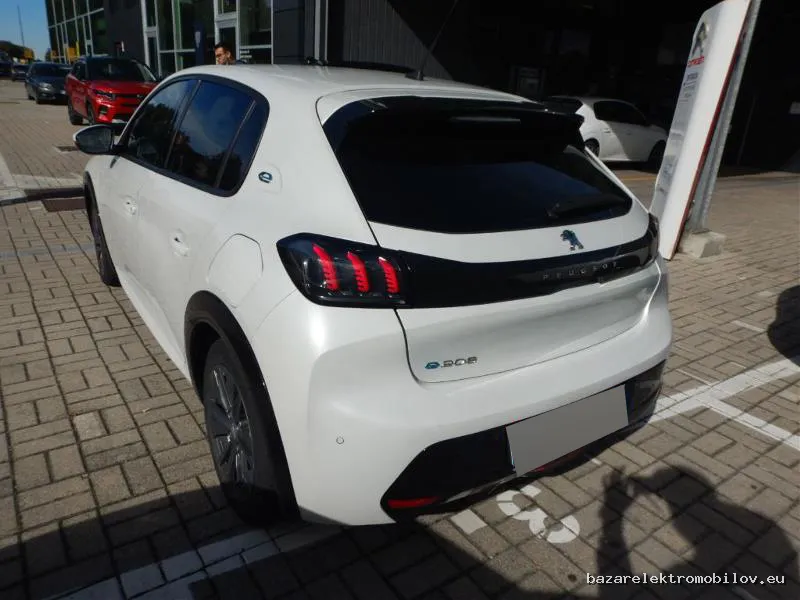 Peugeot e-208 2020-2021 - Fotografia inzerátu 6
