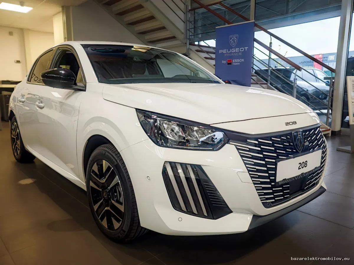 Peugeot e-208 2025 - Fotografia inzerátu 8