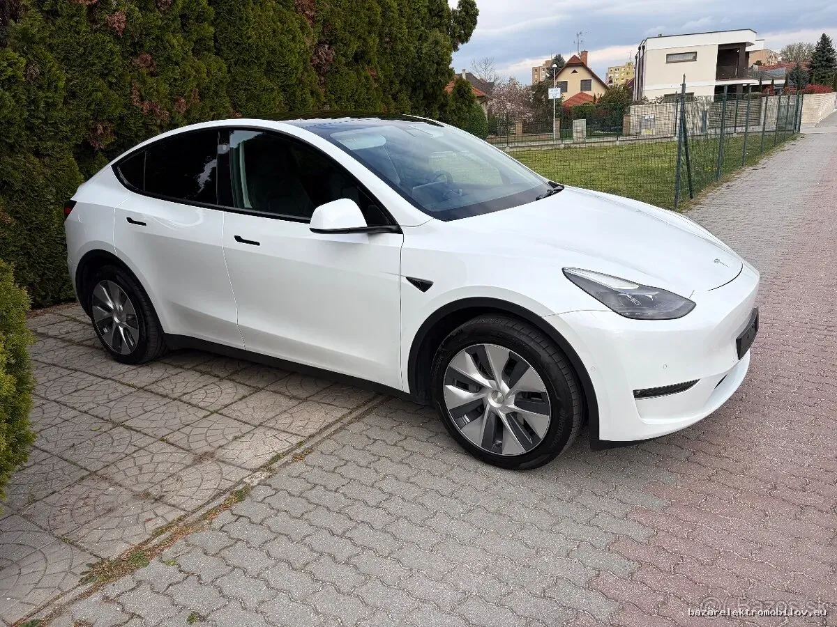Tesla Y Long Range AWD - Fotografia inzerátu 2