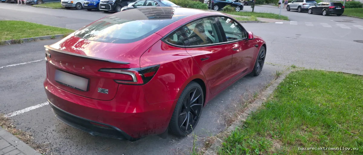 Tesla Model 3 Performance - Fotografia inzerátu 7