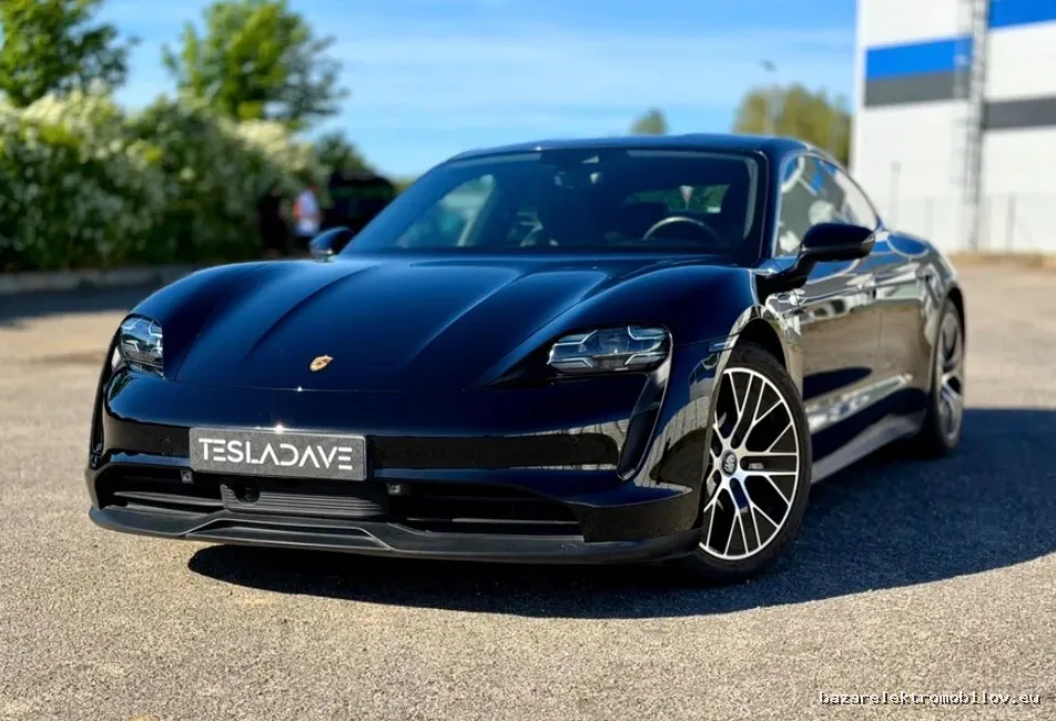 Porsche Taycan 4S