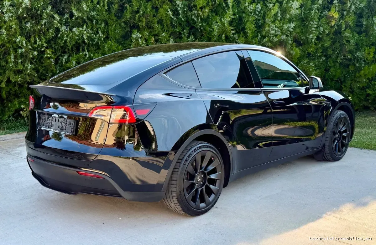 Tesla Model Y LR AWD - Fotografia inzerátu 20