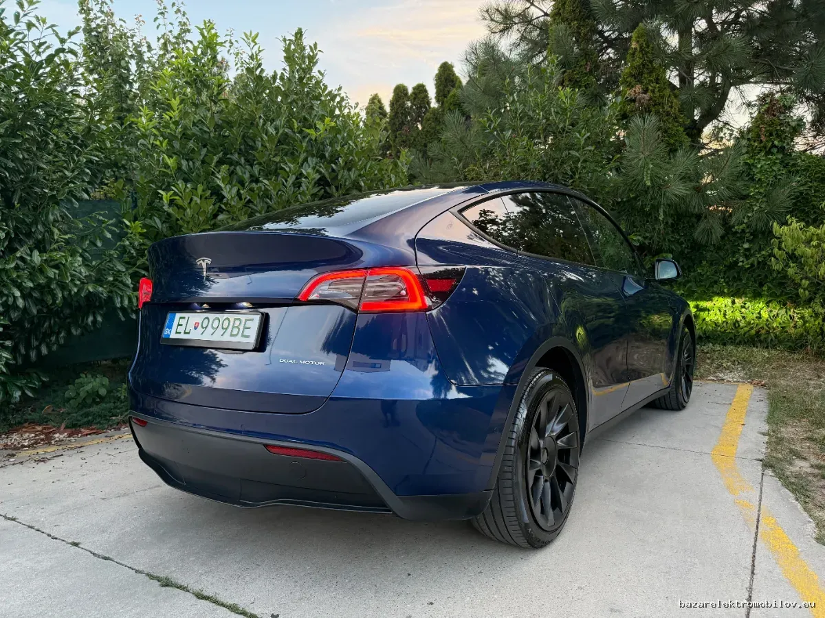 Tesla Y Long Range AWD - Fotografia inzerátu 8