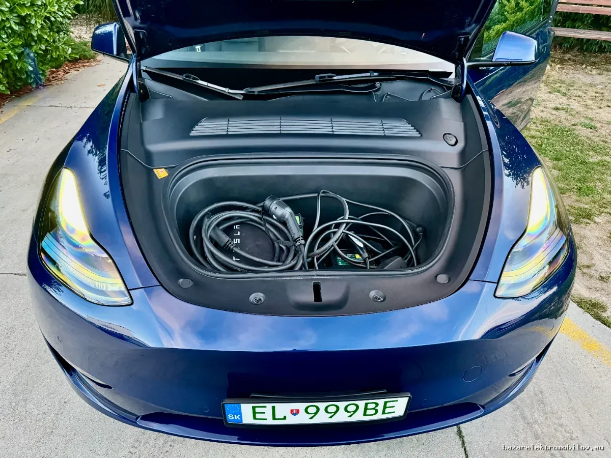 Tesla Y Long Range AWD - Fotografia inzerátu 19