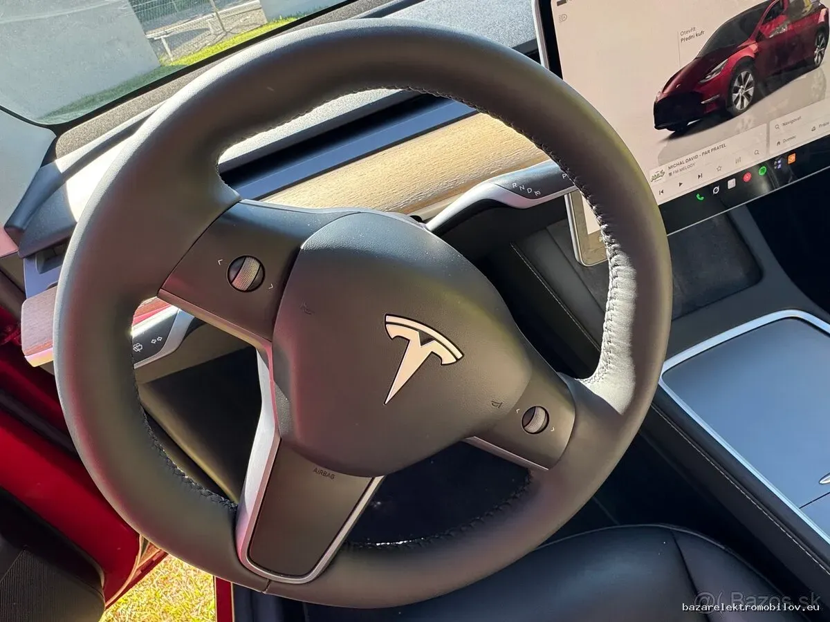 Tesla Model Y LR AWD - Fotografia inzerátu 3
