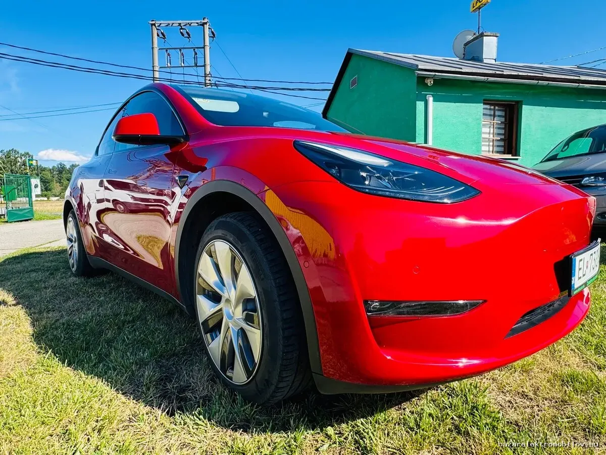 Tesla Model Y LR AWD - Fotografia inzerátu 18
