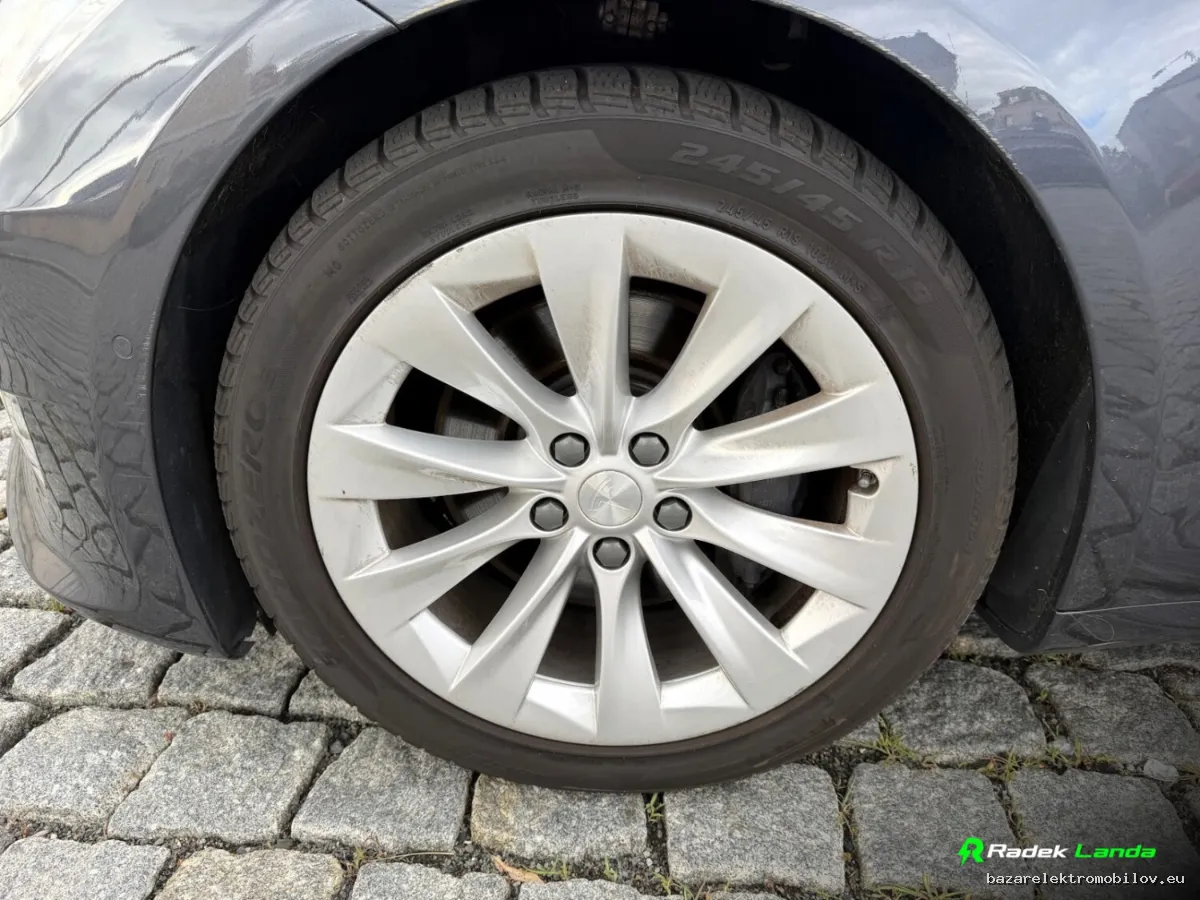 Tesla Tesla Model S 75D 2016-2019 - Fotografia inzerátu 13