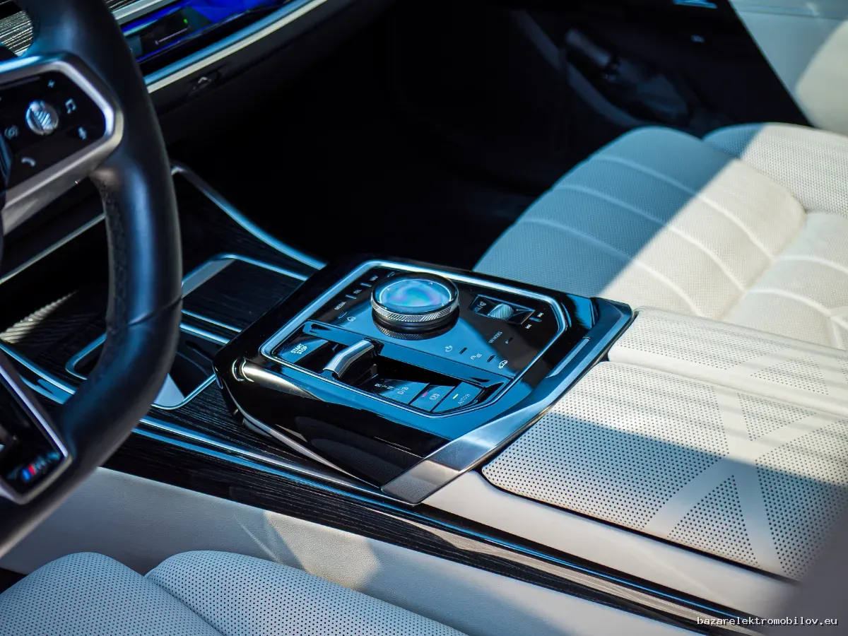 BMW i7 xDrive60 - Fotografia inzerátu 13