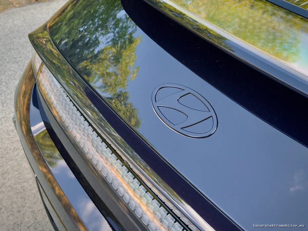 Hyundai IONIQ 6 Long Range AWD - Fotografia inzerátu 8