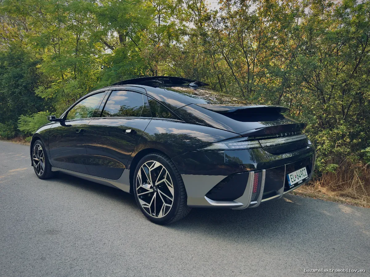 Hyundai IONIQ 6 Long Range AWD - Fotografia inzerátu 44
