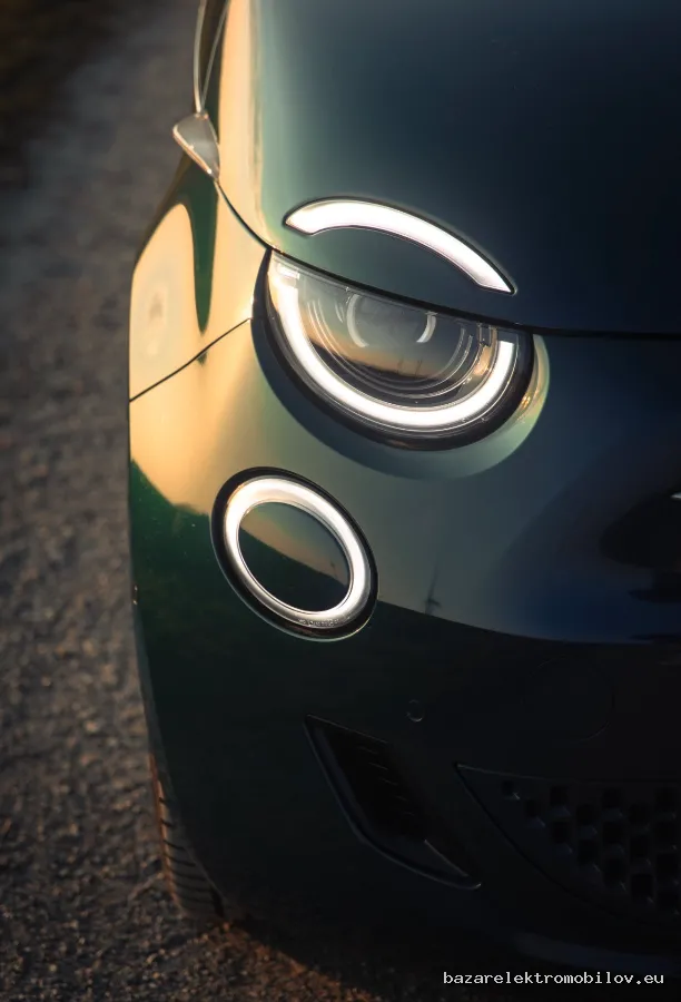 Fiat Fiat 500e Cabrio - Fotografia inzerátu 12