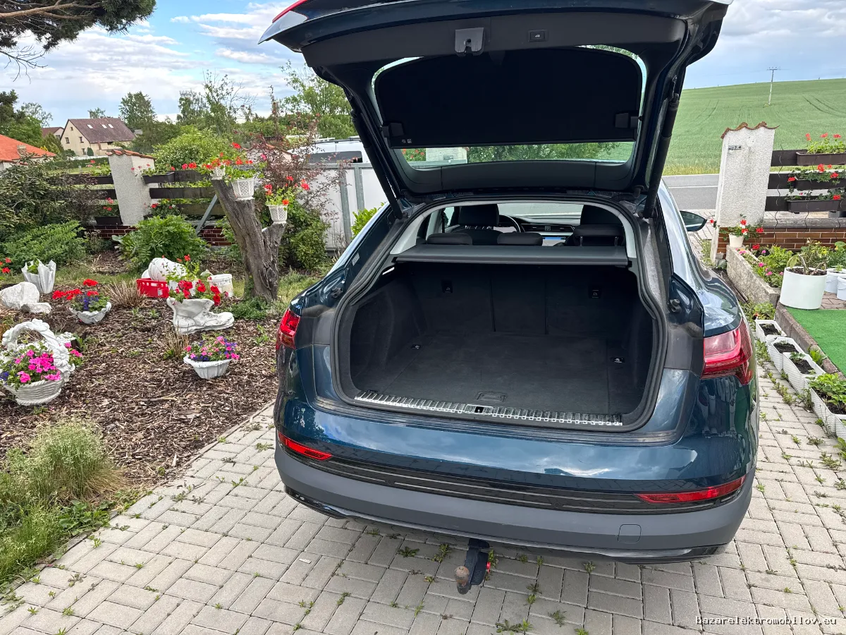 Audi e-tron Sportback 55 quattro - Fotografia inzerátu 11