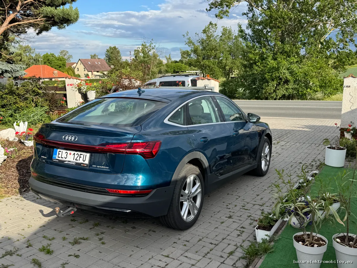 Audi e-tron Sportback 55 quattro - Fotografia inzerátu 13