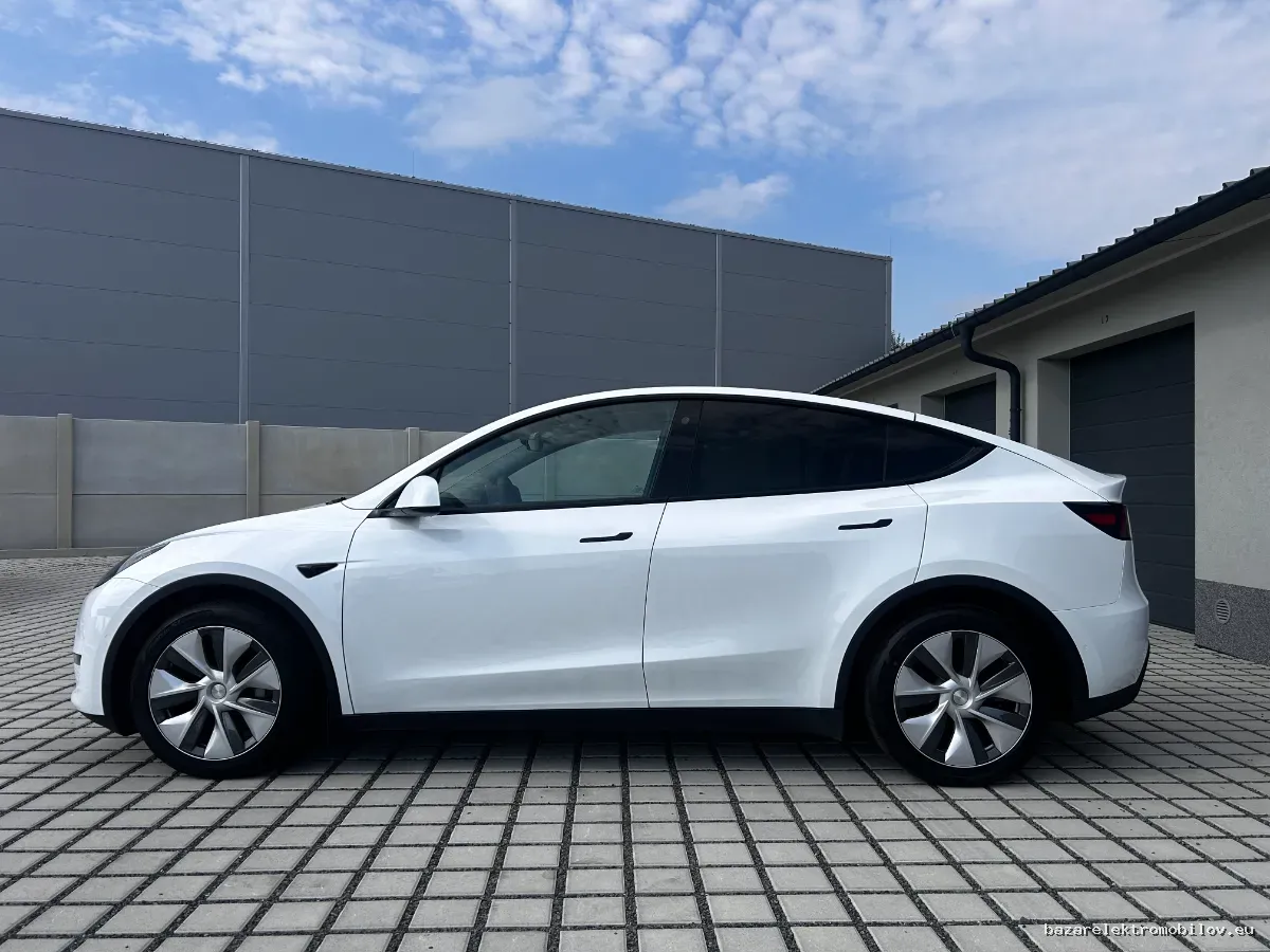 Tesla Model Y LR AWD - Fotografia inzerátu 6