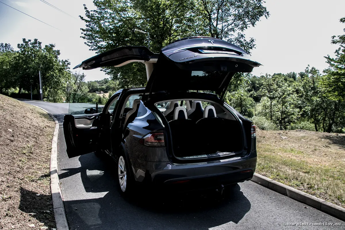 Tesla Model X 100D 2017-2019 - Fotografia inzerátu 4
