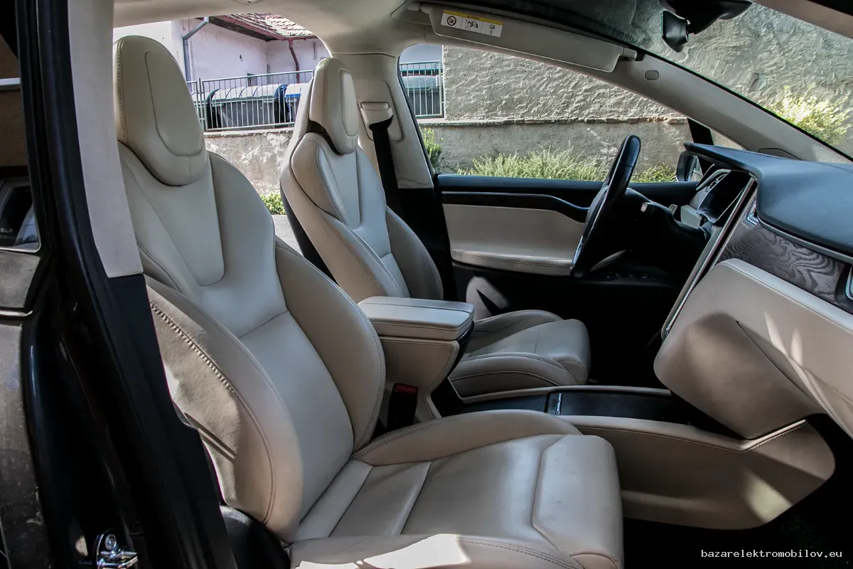 Tesla Model X 100D 2017-2019 - Fotografia inzerátu 16