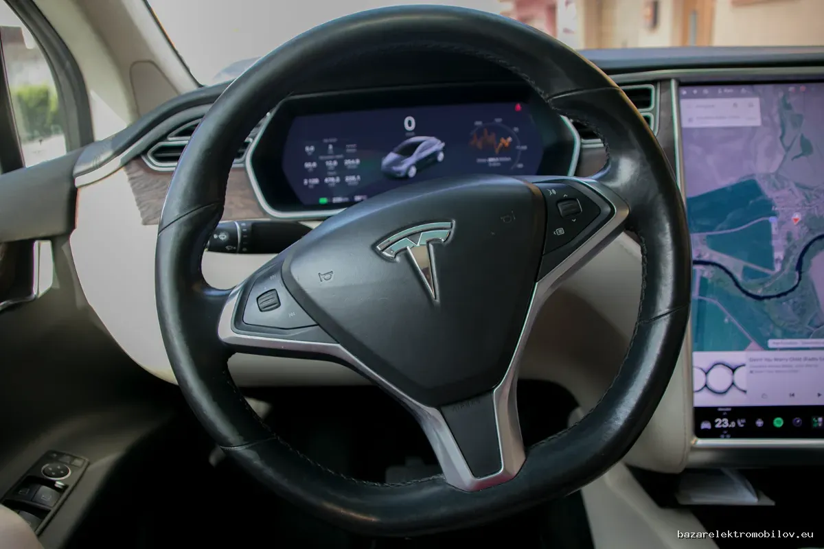 Tesla Model X 100D 2017-2019 - Fotografia inzerátu 29