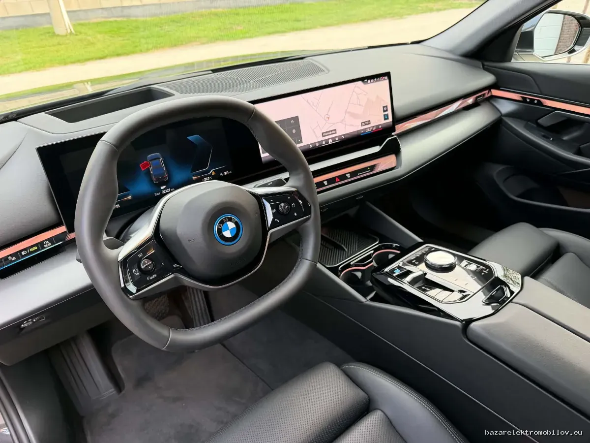 BMW i5 eDrive40 Sedan - Fotografia inzerátu 9