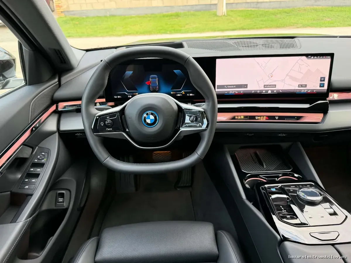 BMW i5 eDrive40 Sedan - Fotografia inzerátu 10