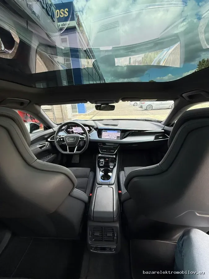 Audi e-tron GT quattro - Fotografia inzerátu 24
