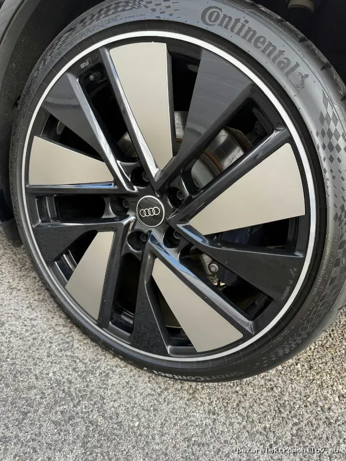 Audi e-tron GT quattro - Fotografia inzerátu 28