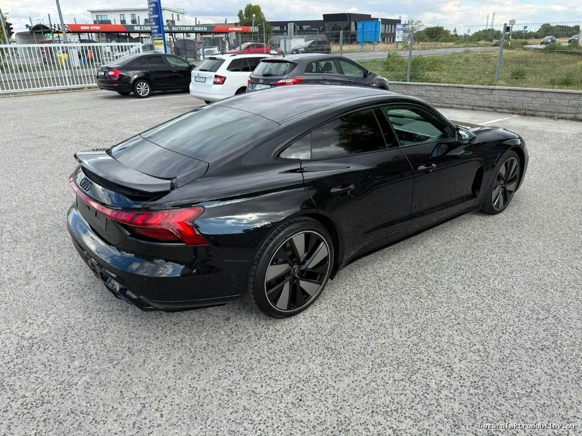 Audi e-tron GT quattro - Fotografia inzerátu 33