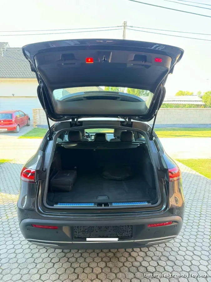 Mercedes-Benz EQC 400 4MATIC 2020-2023 - Fotografia inzerátu 13