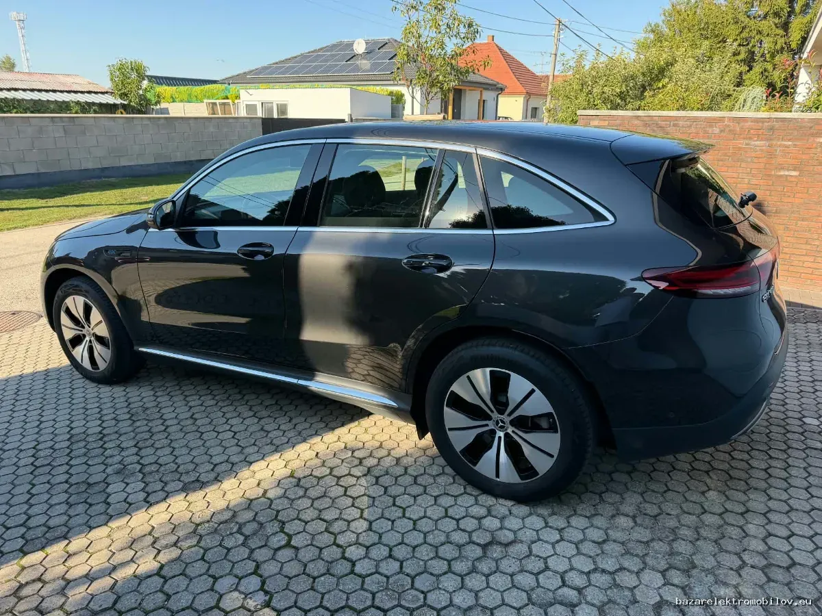 Mercedes-Benz EQC 400 4MATIC 2020-2023 - Fotografia inzerátu 16