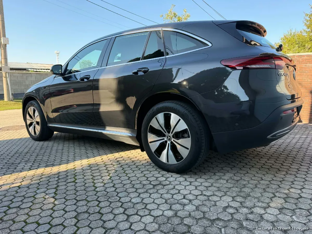Mercedes-Benz EQC 400 4MATIC 2020-2023 - Fotografia inzerátu 17