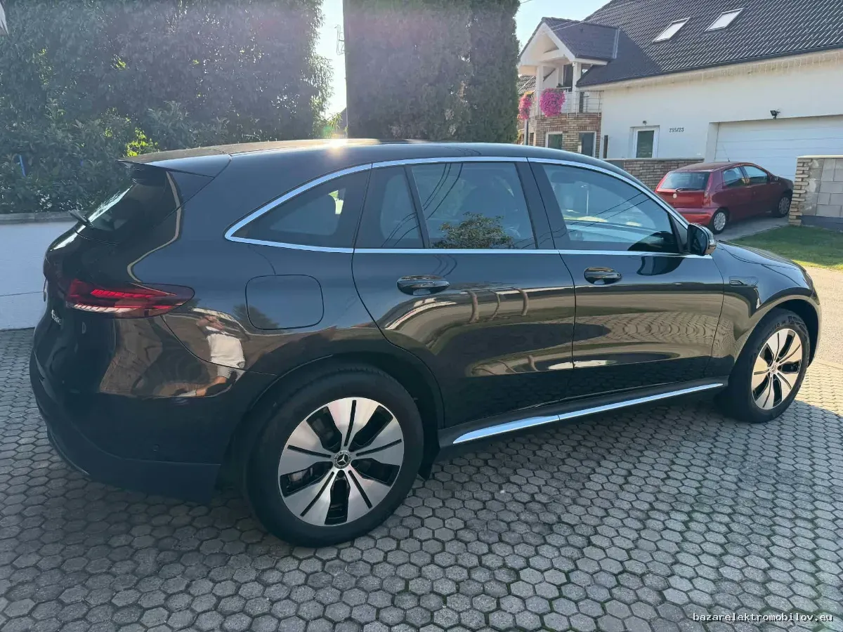 Mercedes-Benz EQC 400 4MATIC 2020-2023 - Fotografia inzerátu 18
