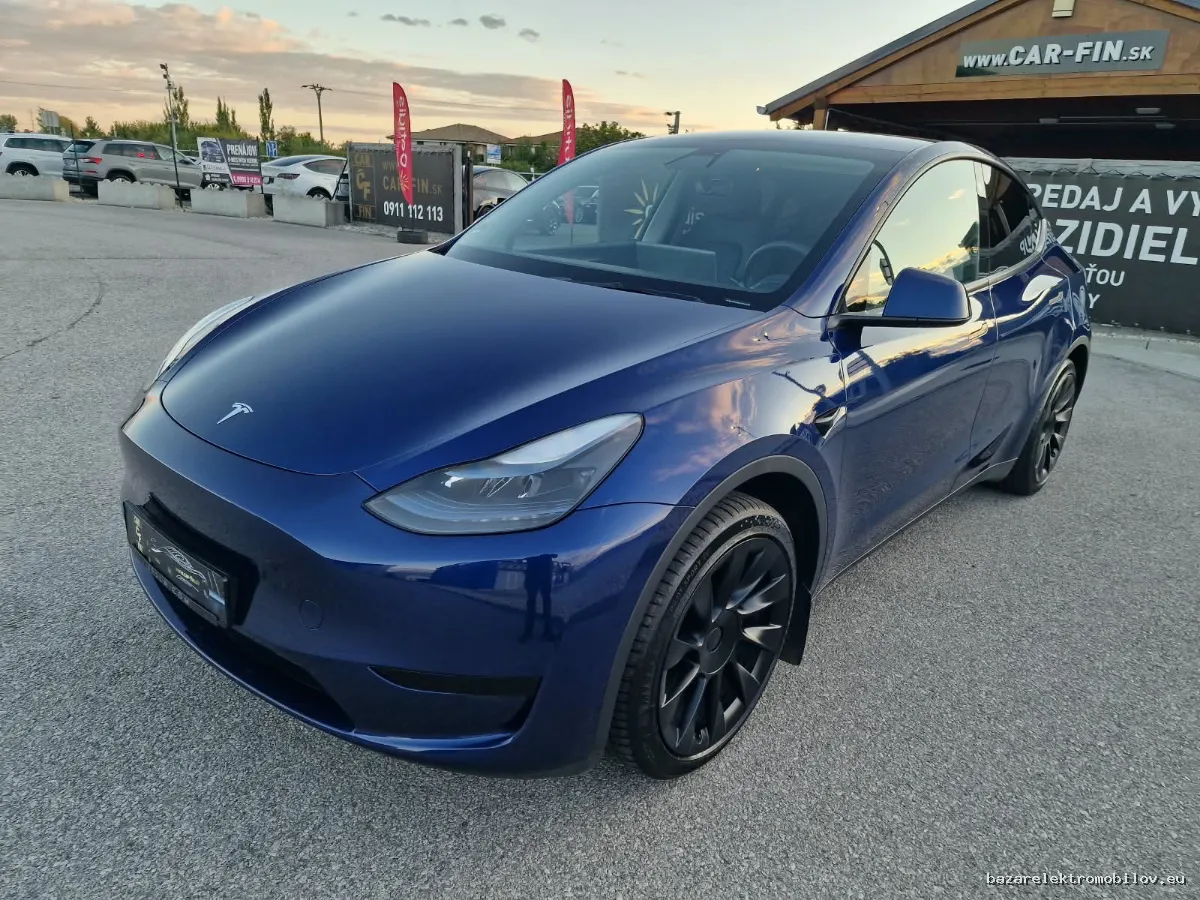 Tesla Model Y RWD LFP