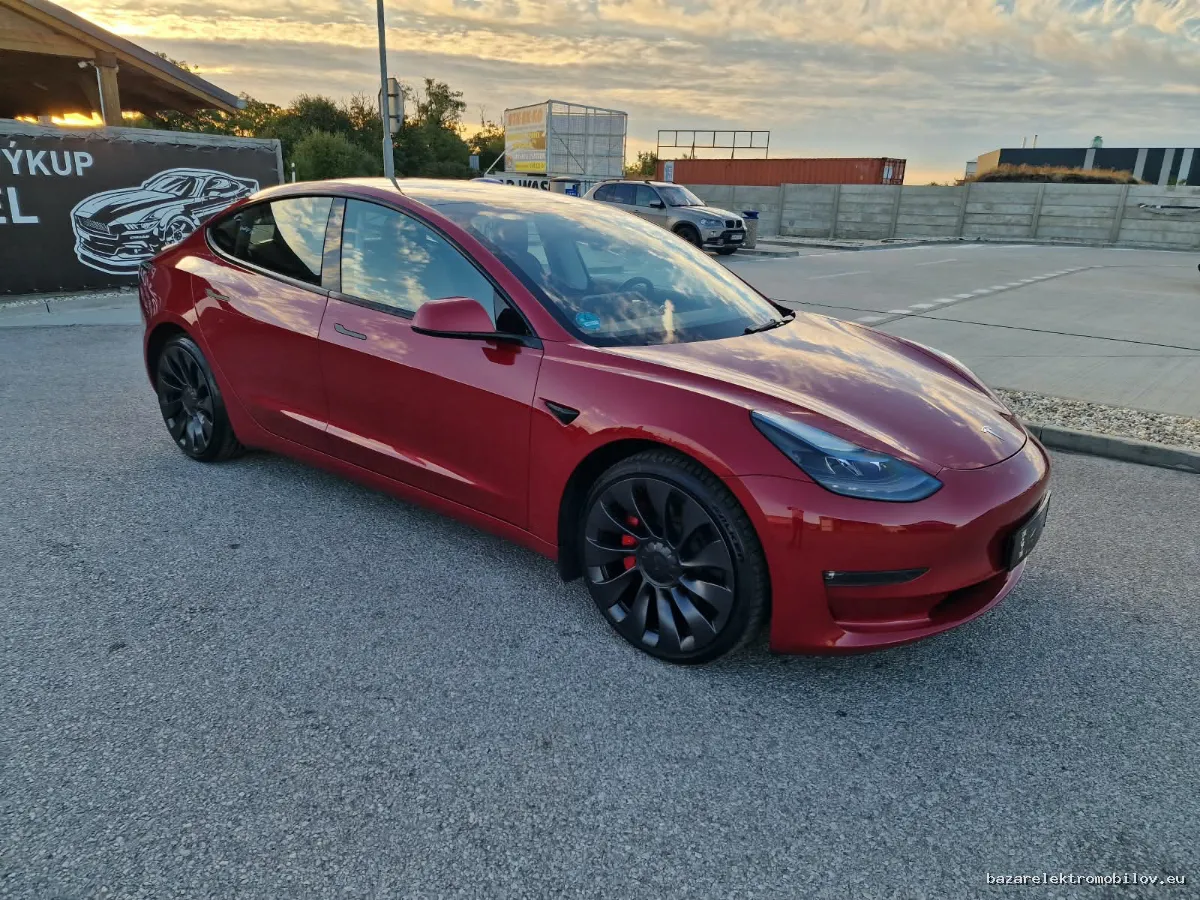 Tesla Model 3 Performance - Fotografia inzerátu 7