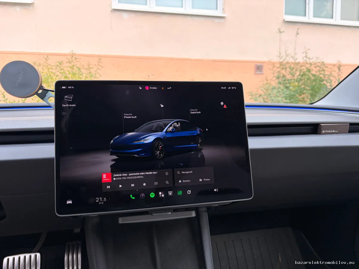 Tesla Model 3 Performance - Fotografia inzerátu 4