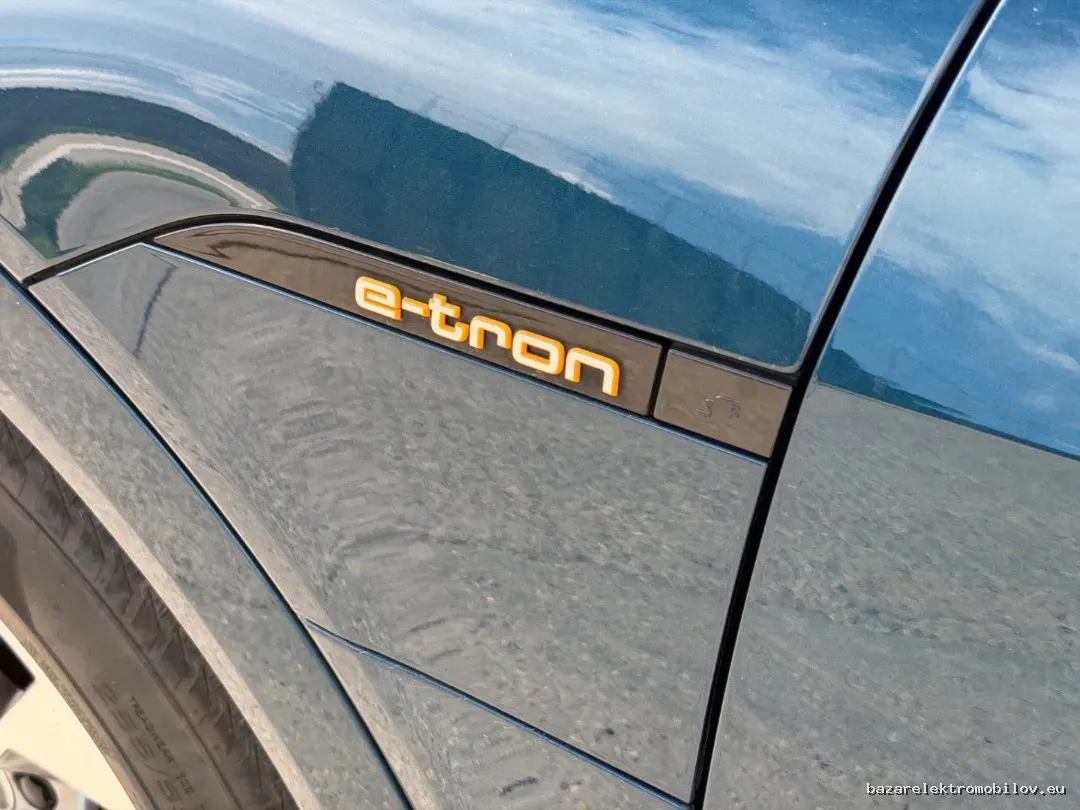 Audi e-tron 50 quattro - Fotografia inzerátu 8