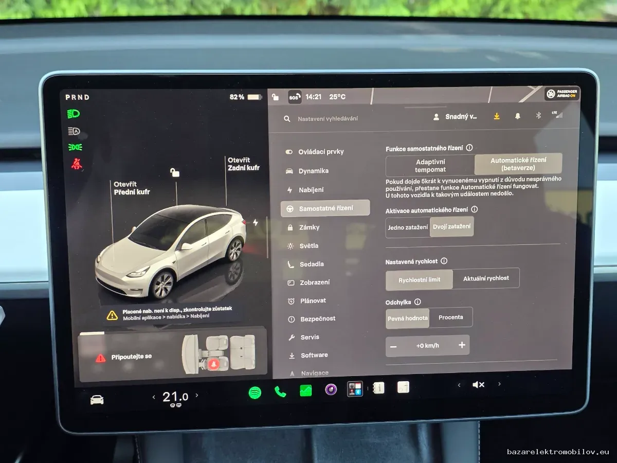 Tesla Model Y LR AWD - Fotografia inzerátu 9