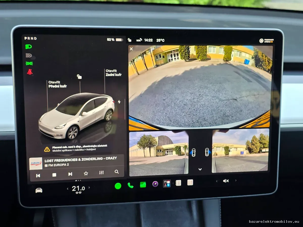 Tesla Model Y LR AWD - Fotografia inzerátu 10