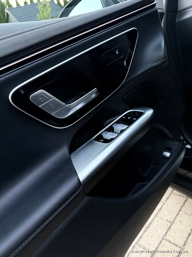 Mercedes-Benz EQE 300 2022-2023 - Fotografia inzerátu 10