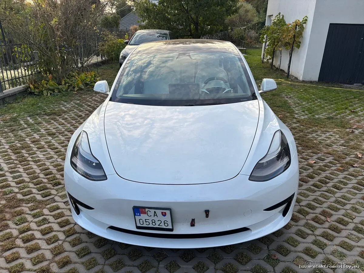 Tesla Model 3 RWD LFP - Fotografia inzerátu 4