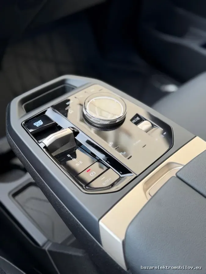 BMW iX3 40 - Fotografia inzerátu 23