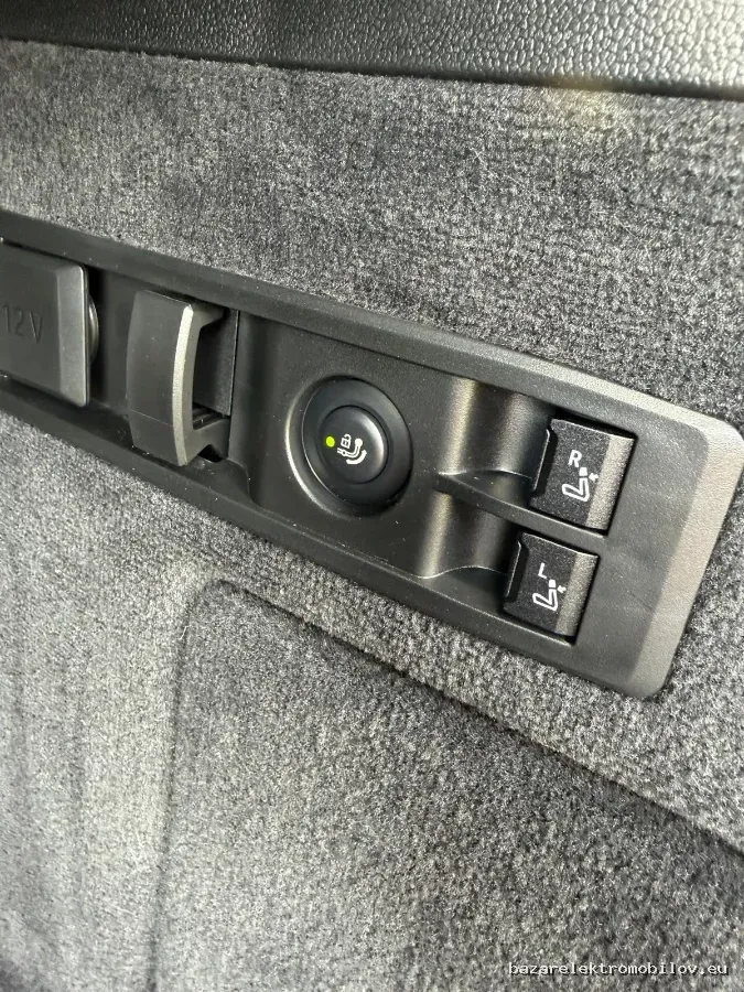 BMW iX3 40 - Fotografia inzerátu 34