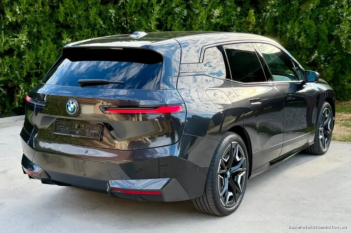 BMW iX3 40 - Fotografia inzerátu 39