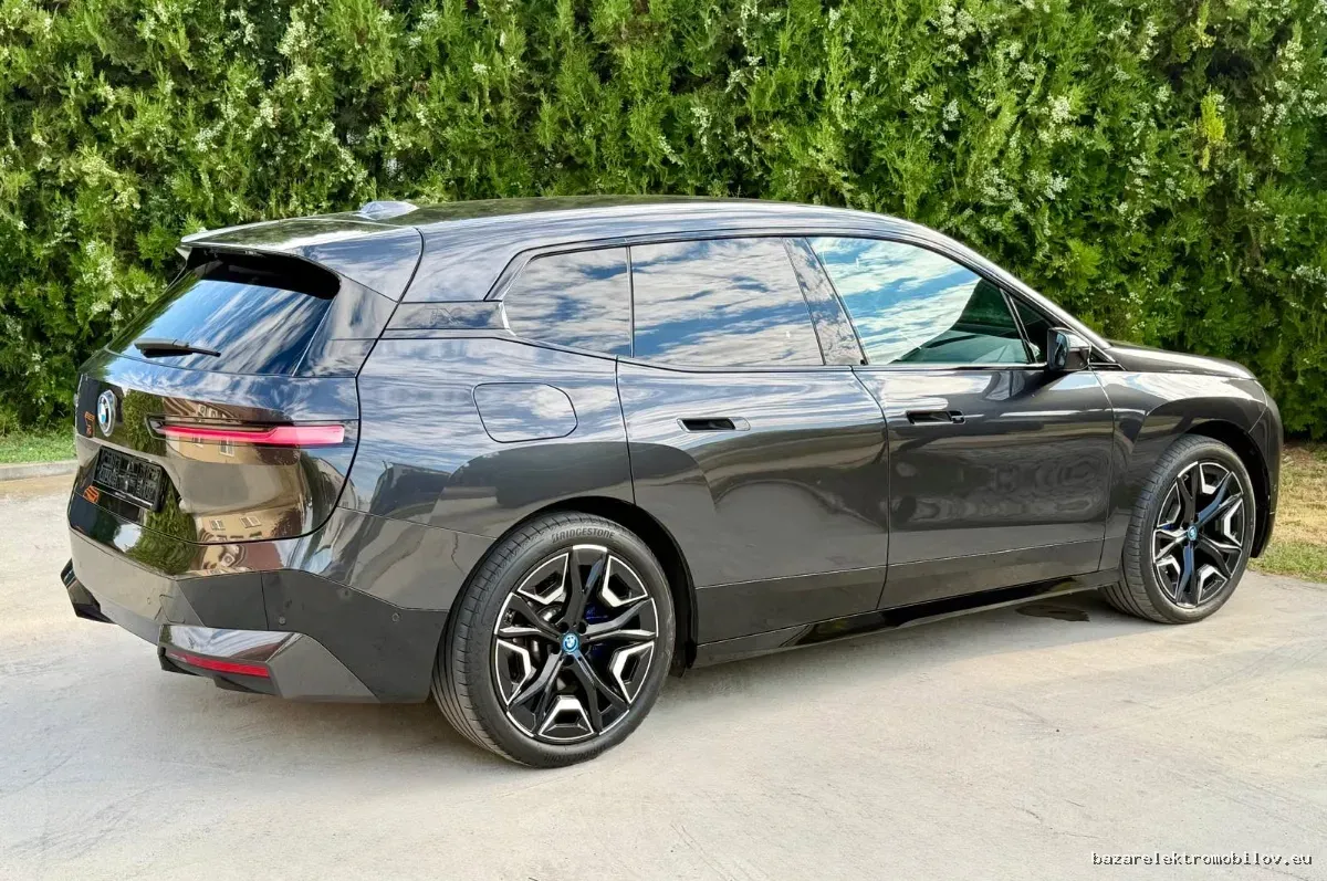 BMW iX3 40 - Fotografia inzerátu 42