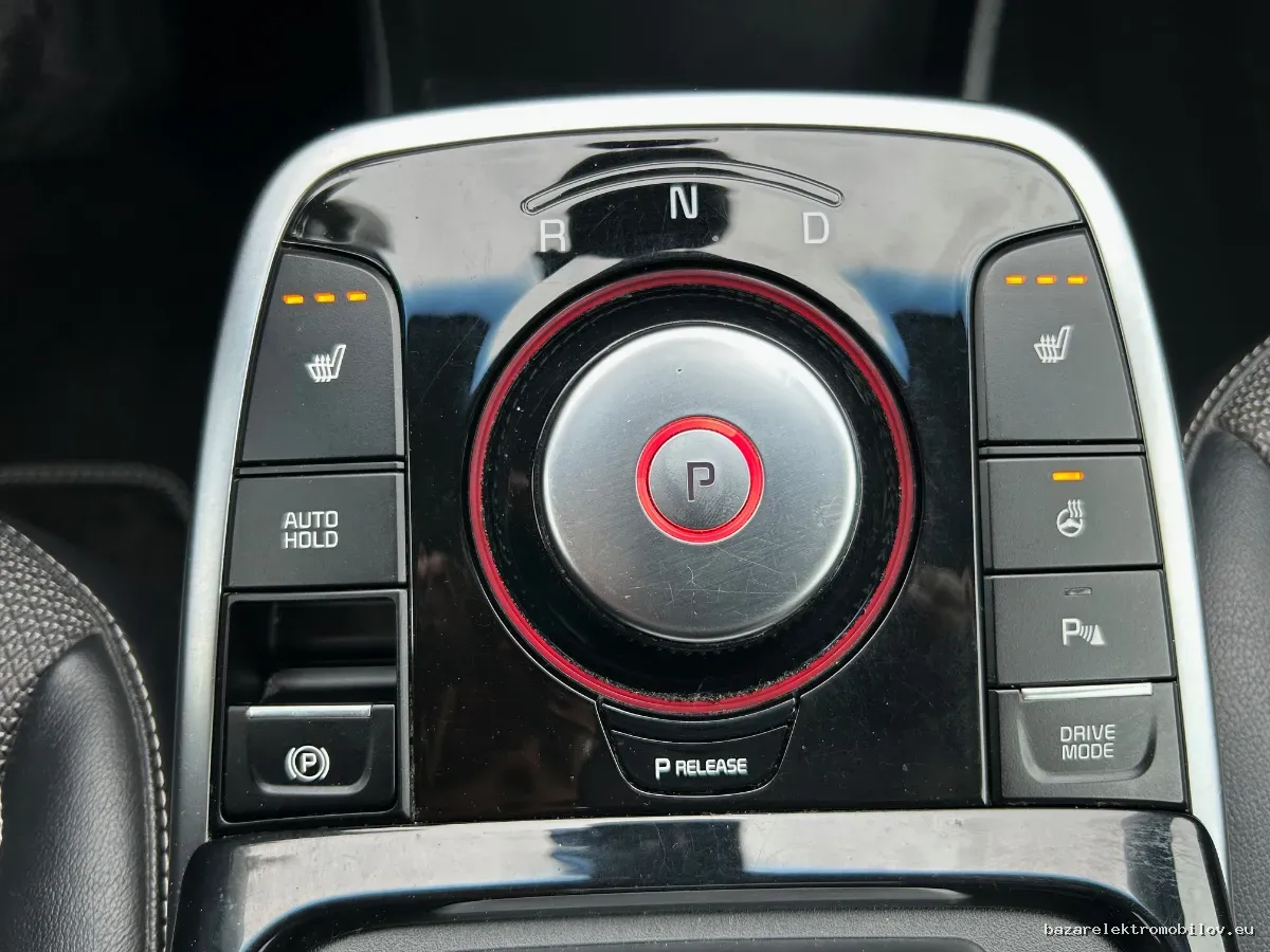 Kia e-Niro 64 kWh - Fotografia inzerátu 16