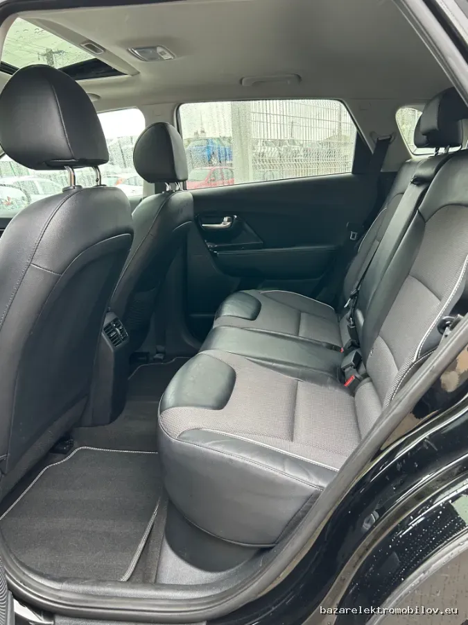 Kia e-Niro 64 kWh - Fotografia inzerátu 18