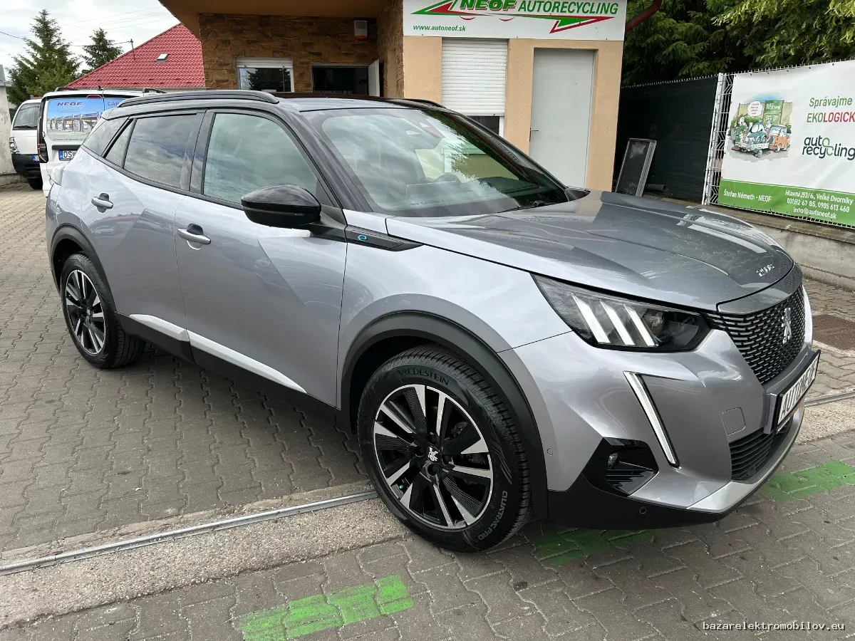 Peugeot e-2008 2021-2023