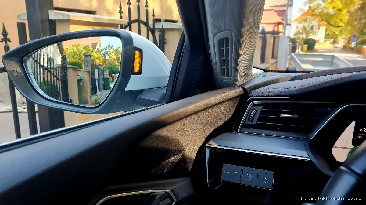 Audi e-tron 55 quattro - Fotografia inzerátu 6