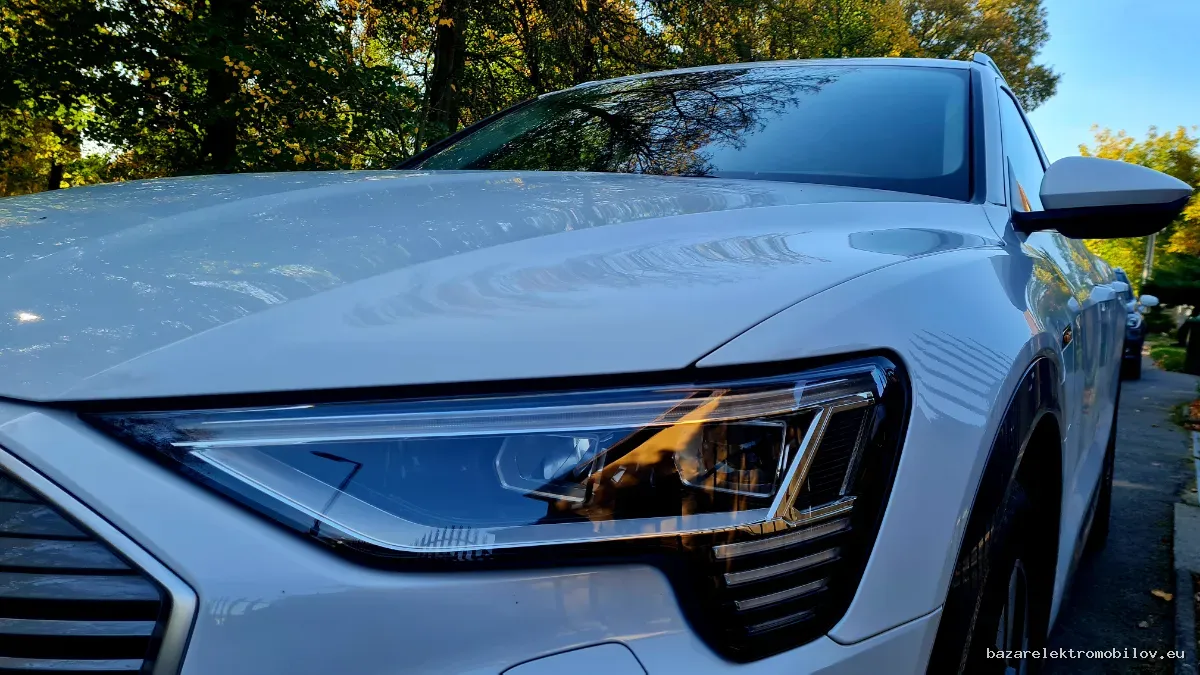 Audi e-tron 55 quattro - Fotografia inzerátu 11