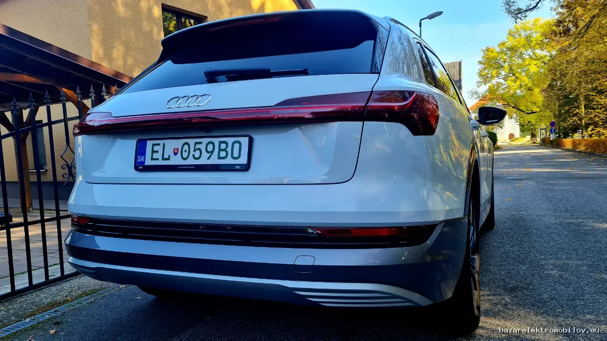 Audi e-tron 55 quattro - Fotografia inzerátu 9