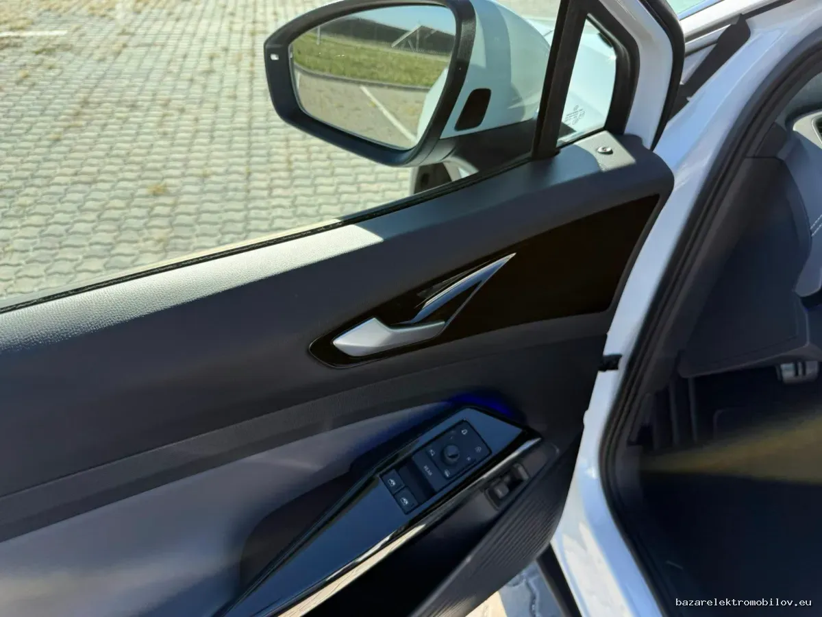 Volkswagen ID.5 Pro Performance - Fotografia inzerátu 17